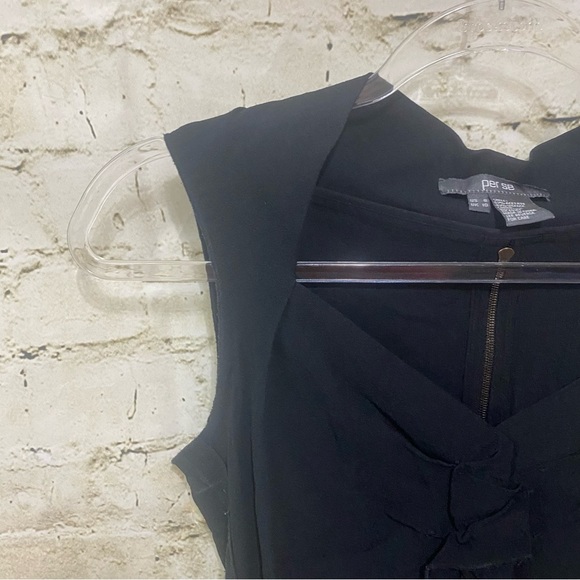 Per Se Black Sleeveless Ruffle Sweetheart Neck Zip Back Top - Picture 2 of 4